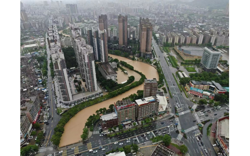 特大暴雨中，無人機化身“最強輔助”，助力多地防汛抗災